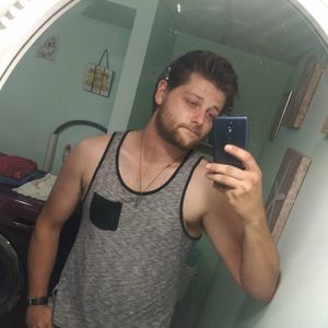 Meet your Posher, Aaron